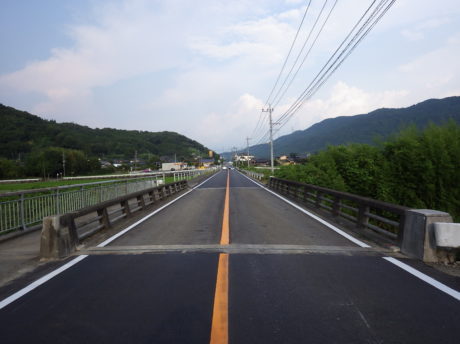 新糸石橋補修工事